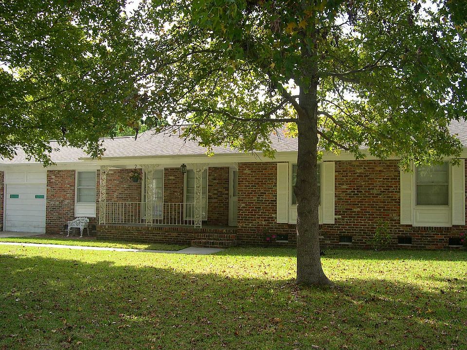 963 Travers Drive