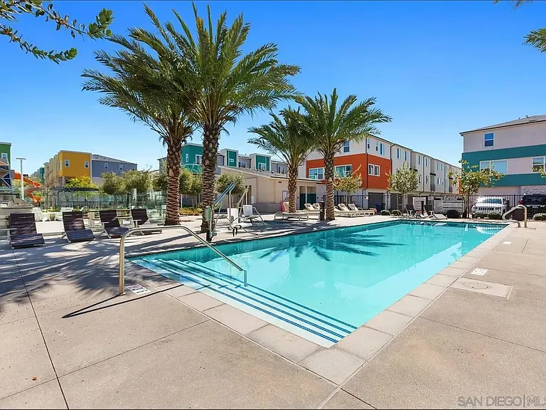 1837 Montage Ave — Photo 3