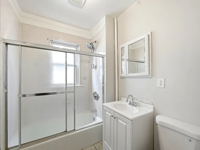 78 Mills St #1 — Photo 7