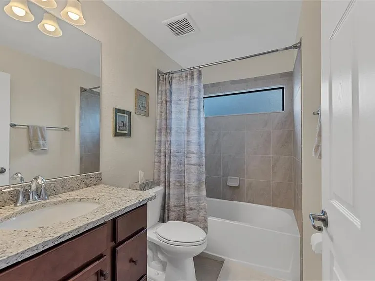 5634 Palmer Cir #201 — Photo 10