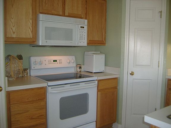 Kitchen Middle