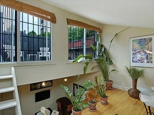 Sold by Citi Habitats | media 16