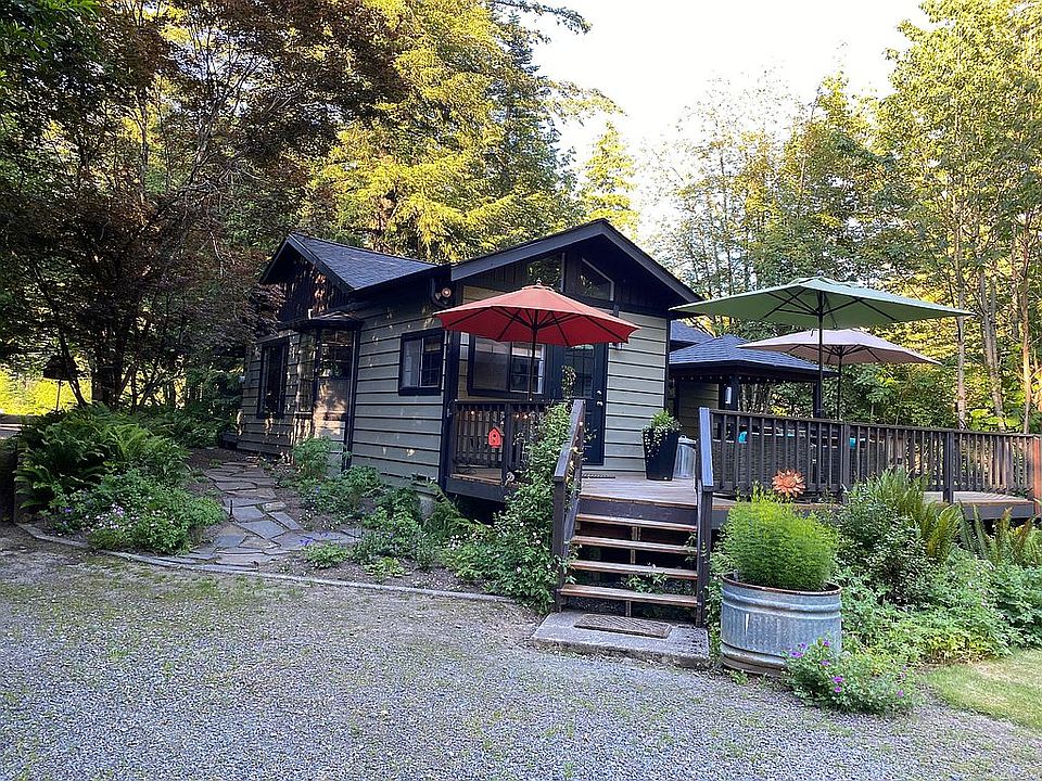 Back of home and deck