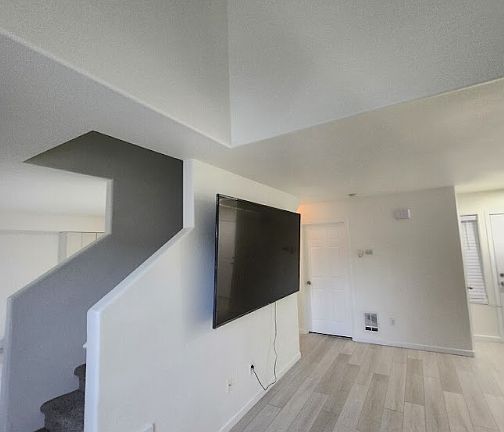 3rd image of 12925 58th Ave NE
