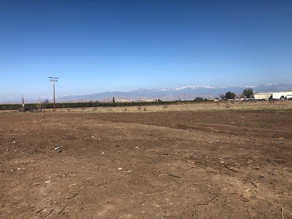 1st image of 23580 Avenue 181