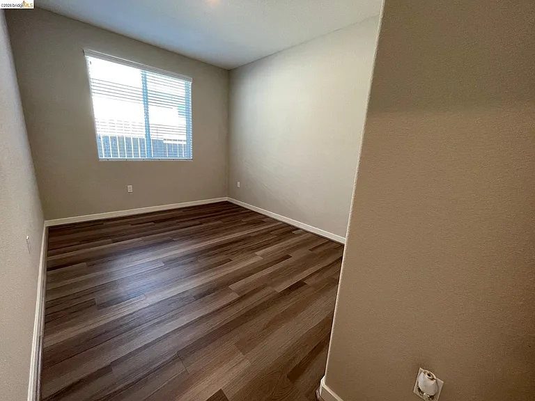 4395 Canada Way — Photo 23