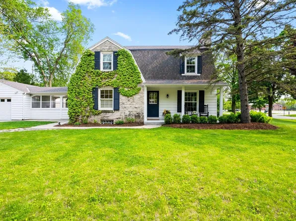 7342 North Longacre ROAD, Fox Point, WI 53217