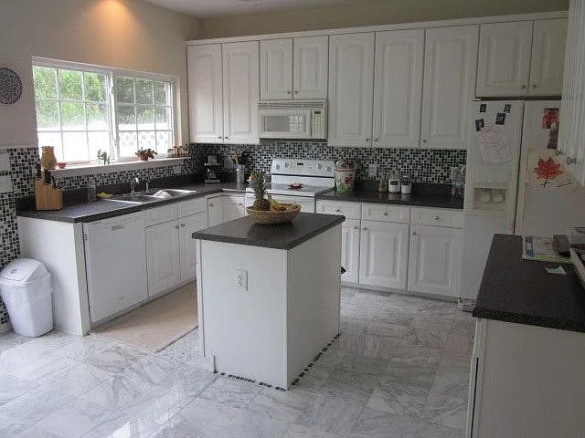 120 Hilda Grace Ln — Photo 9