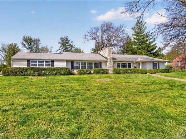 31 Tealwood Dr, Saint Louis, MO 63141