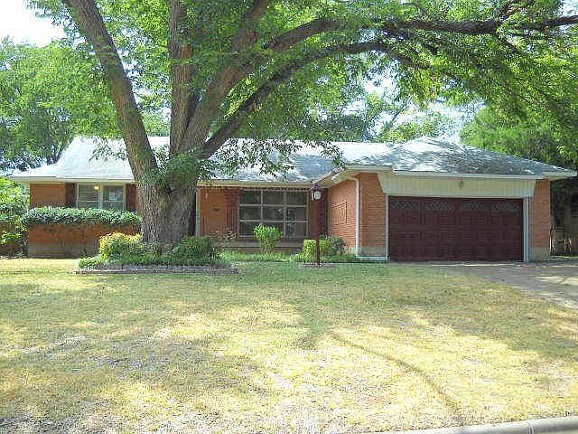 1st image of 2732 Bonnywood Ln