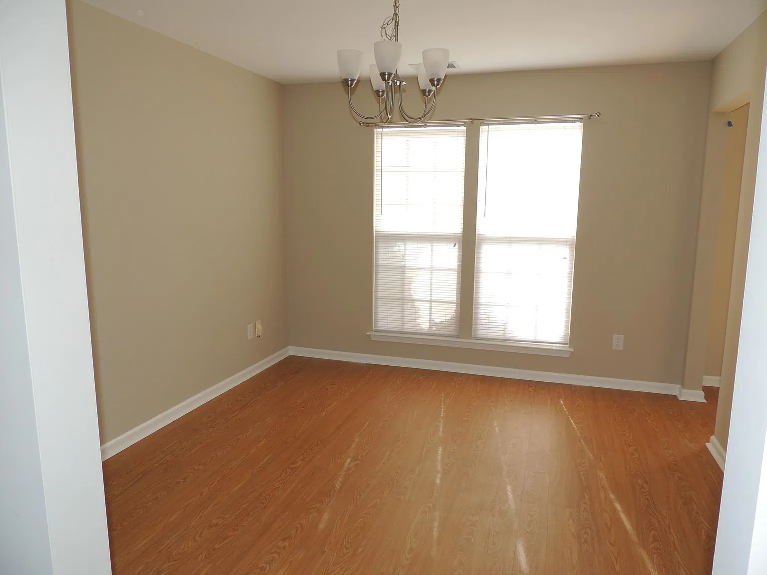 114 Northland Avenue — Photo 4