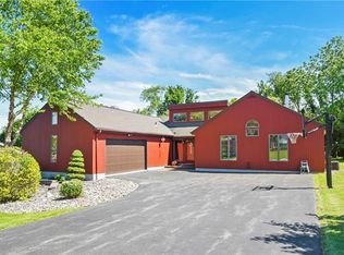 25 Scott Rd, Mahopac, NY 10541