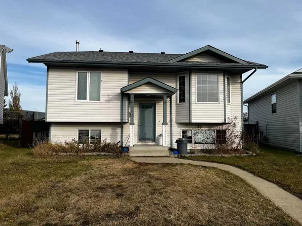 61 SW Briarwood Cres, Blackfalds, AB T0C 0J0