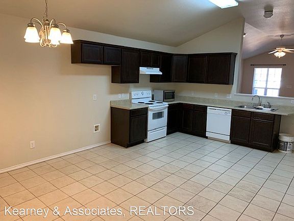 5th image of 7033 94th St