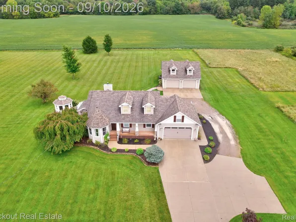 8333 Caine Rd, Millington, MI 48746