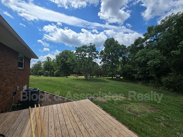 4665 Peace Rd — Photo 20