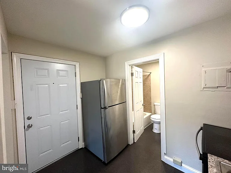 64 W Antietam St #3 — Photo 5