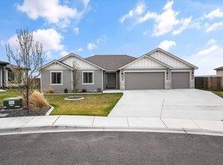 7212 Courtney Ct, Pasco, WA 99301