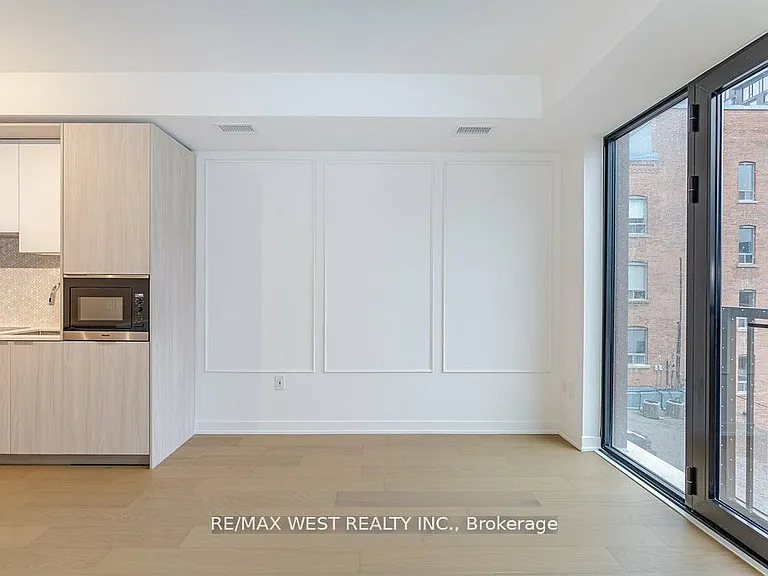 123 Portland St #403 — Photo 16