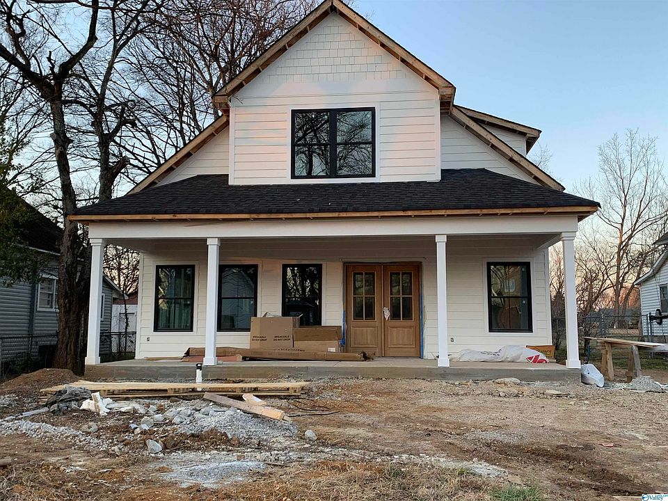 1st image of 2706 9th Ave
