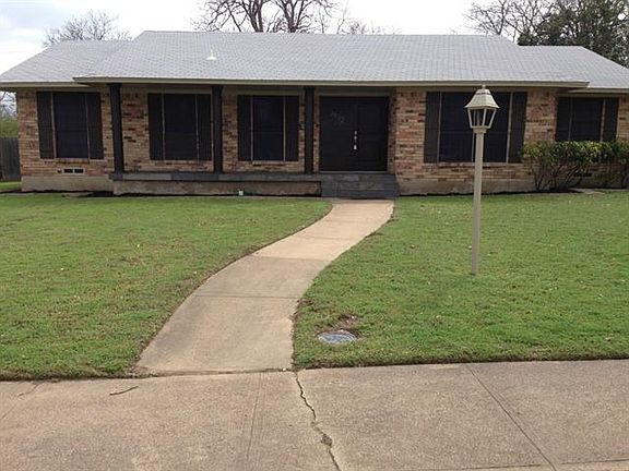 2nd image of 3832 Kimballdale Dr