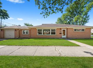 1621 S Crescent Ave, Park Ridge, IL 60068