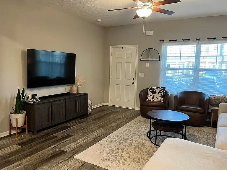 720 Bradburn Village Way — Photo 3