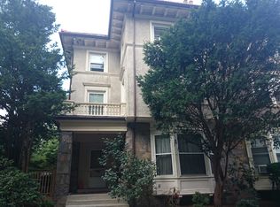 21 Regent Cir, Brookline, MA 02445