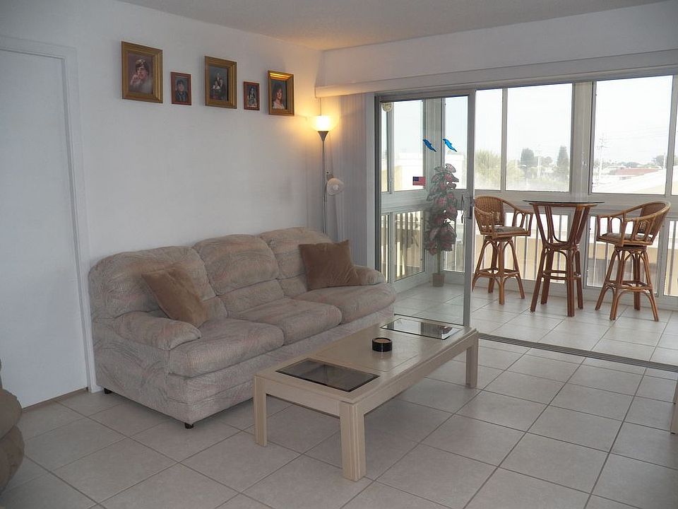 1st image of 1255 Tarpon Center Dr APT 302