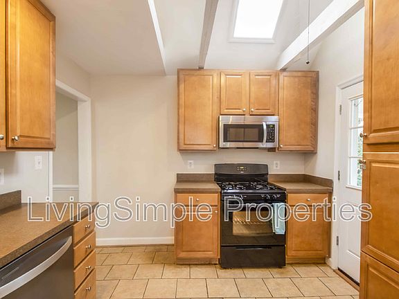 2nd image of 6002 Coral Sea Ave