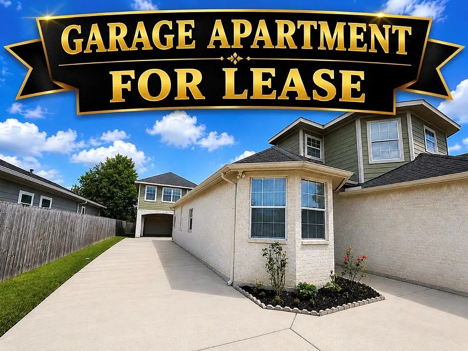 8233 Hickok Ln