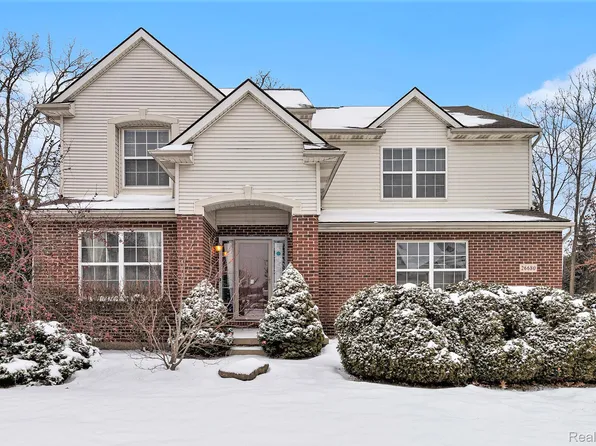 26680 Parkside Dr, Taylor, MI 48180