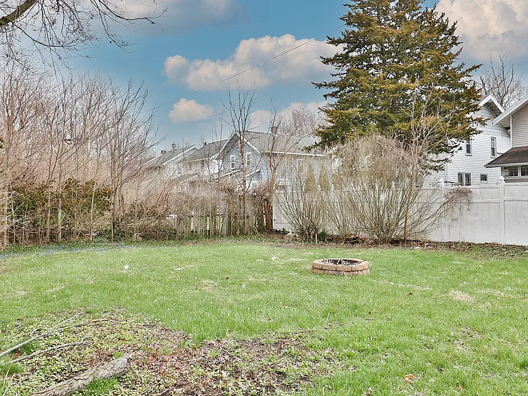 343 S Charles St — Photo 52