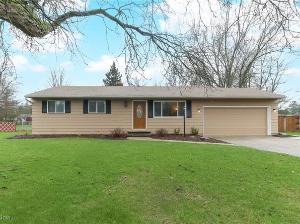 3731 Bramblewood Dr, Brunswick, OH 44212