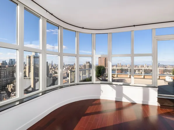 181 East 90th Street image 4 of 21