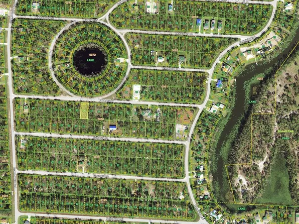 27079 Seeger Dr #36, Punta Gorda, FL 33955