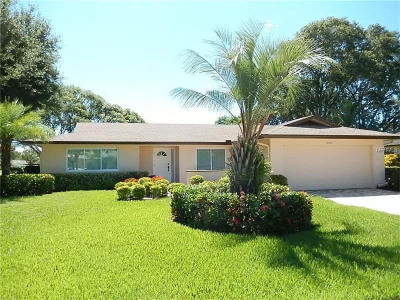 1st image of 2725 Woodmere Ct