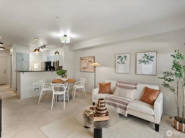 111 108th Avenue NE #A312, Bellevue, WA 98004