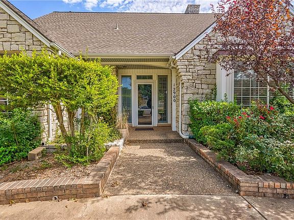 4th image of 12900 Fox Forest Cir
