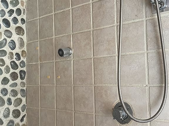 Bathroom comes with a sauna system.