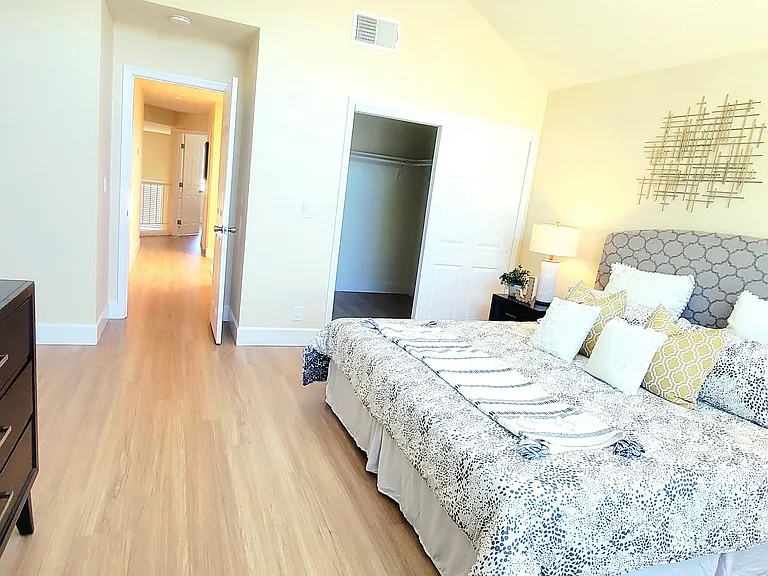 1146 Rosebriar Way #1 — Photo 9