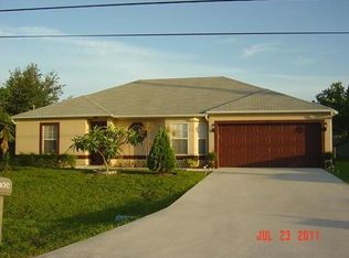 626 SW Carter Ave, Port Saint Lucie, FL 34983