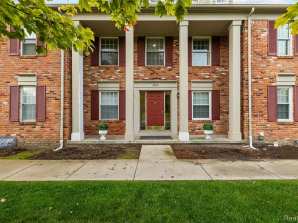 1665 Huntington Park, Rochester, MI 48309