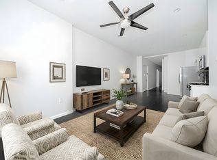 108 Calyer St #1B, Brooklyn, NY 11222