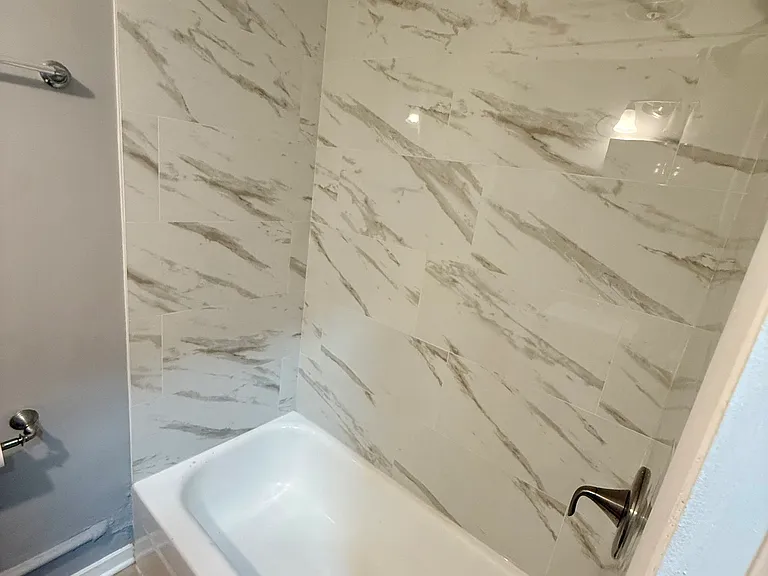 324 Lake St #2F — Photo 8