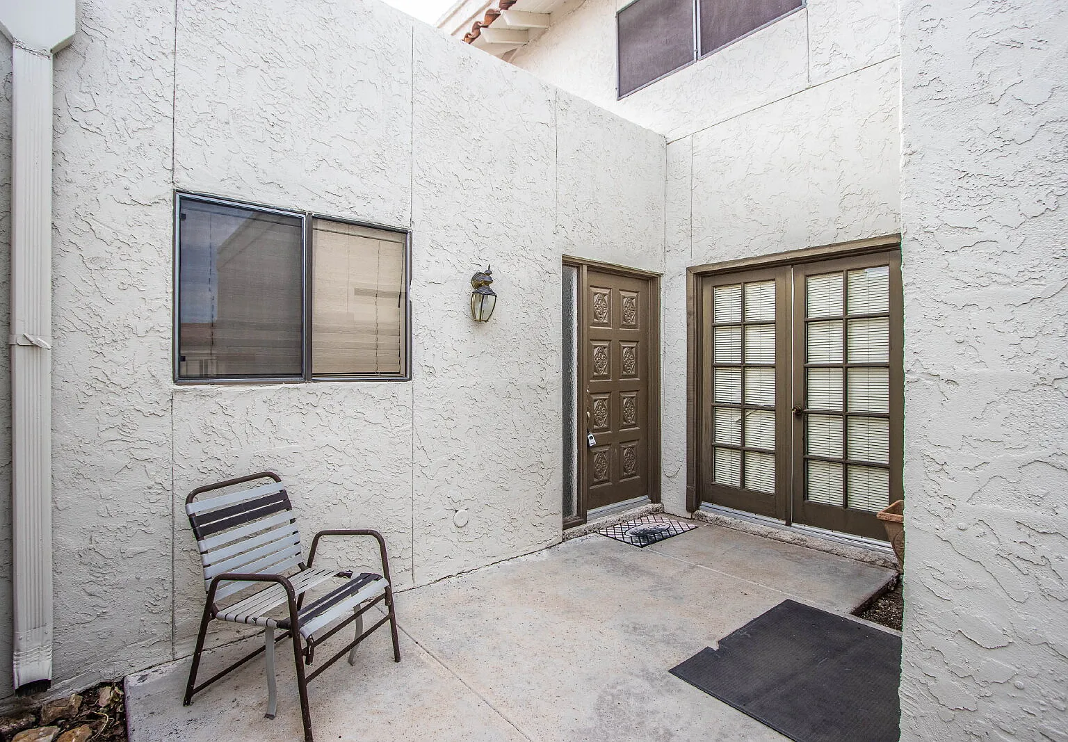 3 bed, 2.5 bath, 1769 sqft, $4,000 — Photo 3
