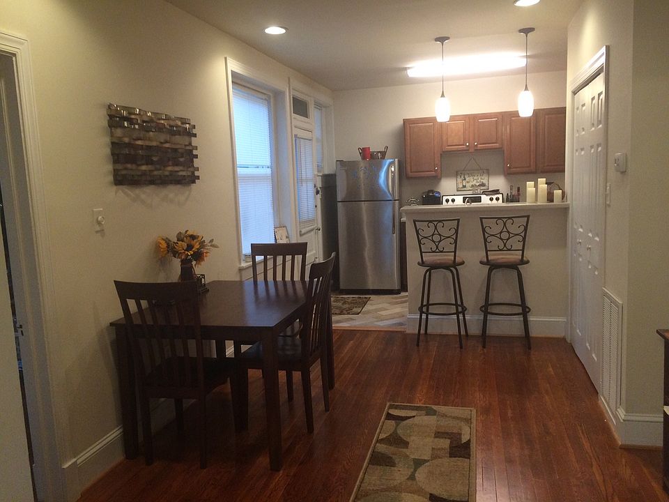 dining room/kitchen