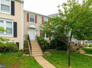9121 Aspenpark Ct, Lorton, VA 22079