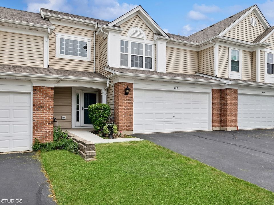 1st image of 370 S Crown Ct