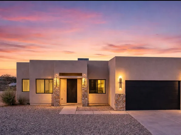 180 Via Agua Sarca, Rio Rico, AZ 85648